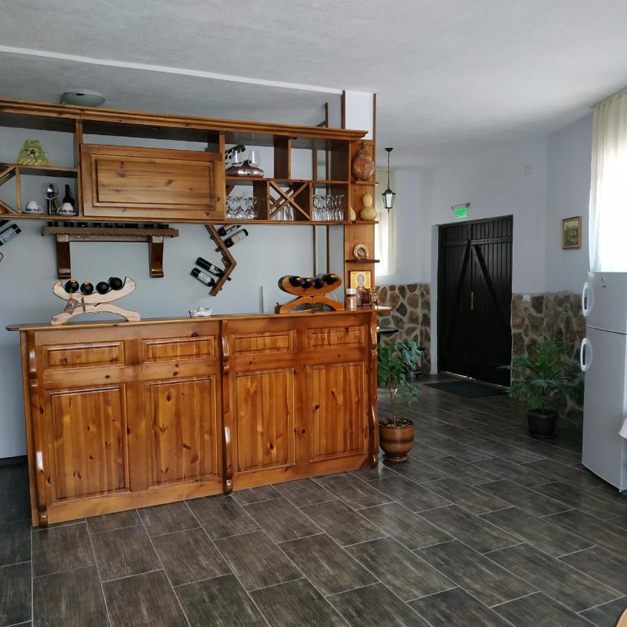 Guesthouse White Margarit Melnik  Exterior foto