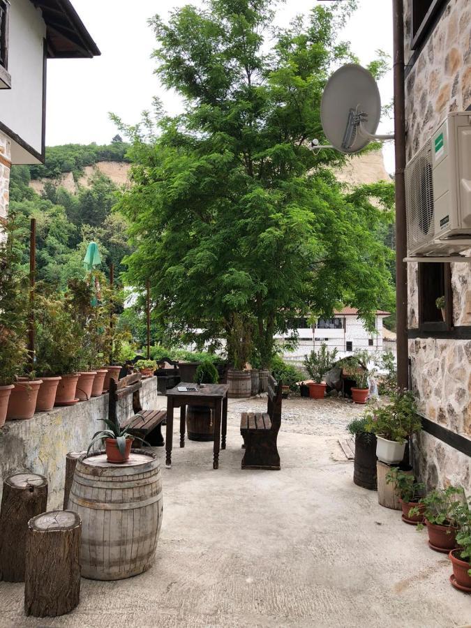 Guesthouse White Margarit Melnik  Exterior foto