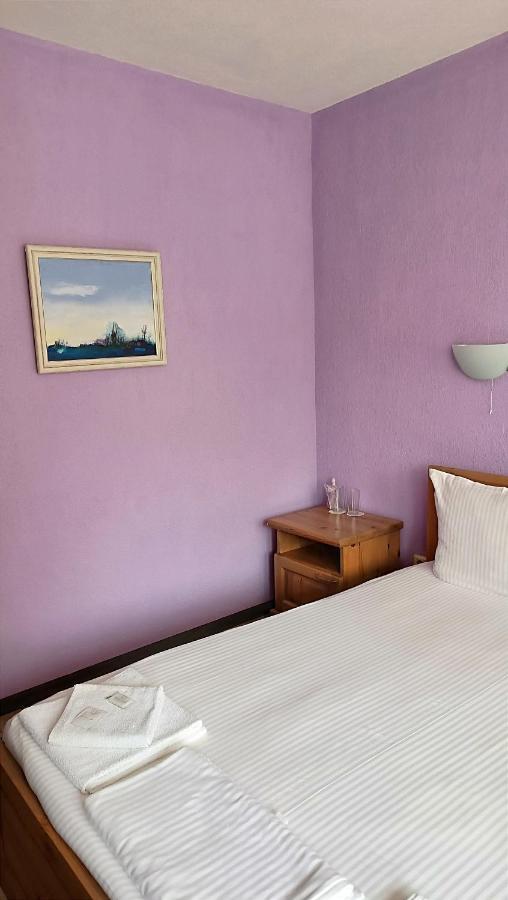 Guesthouse White Margarit Melnik  Exterior foto
