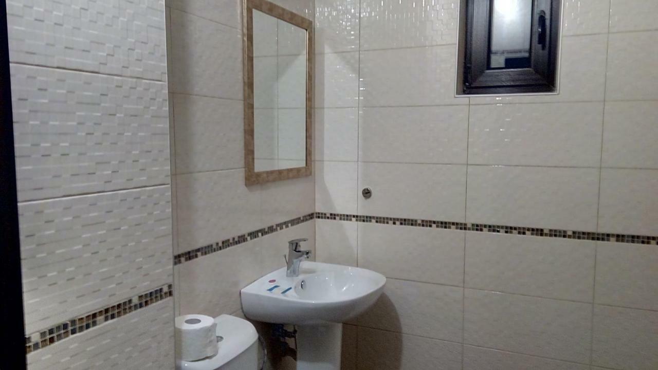 Guesthouse White Margarit Melnik  Exterior foto