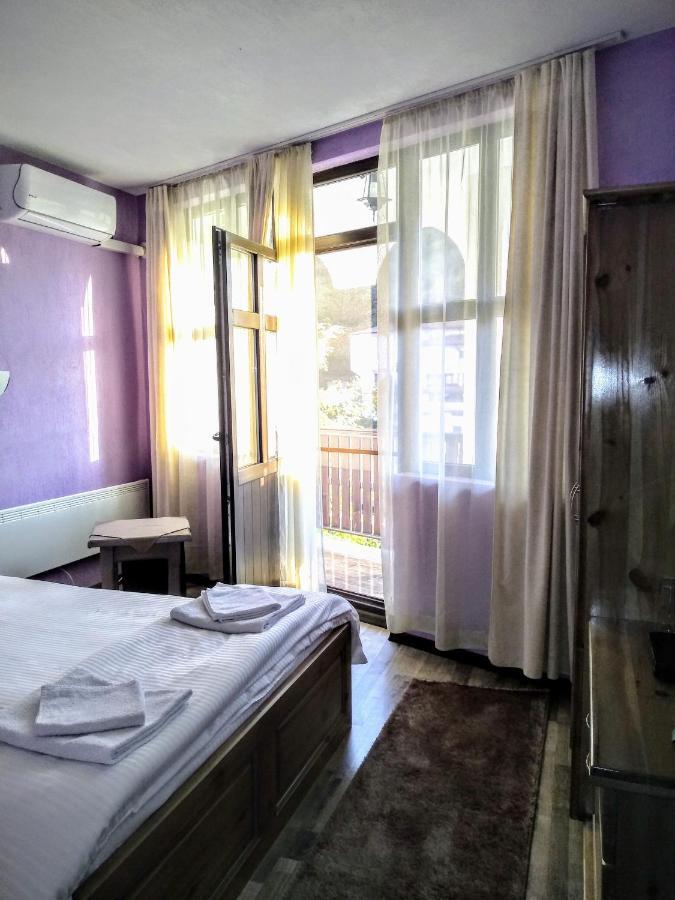 Guesthouse White Margarit Melnik  Exterior foto